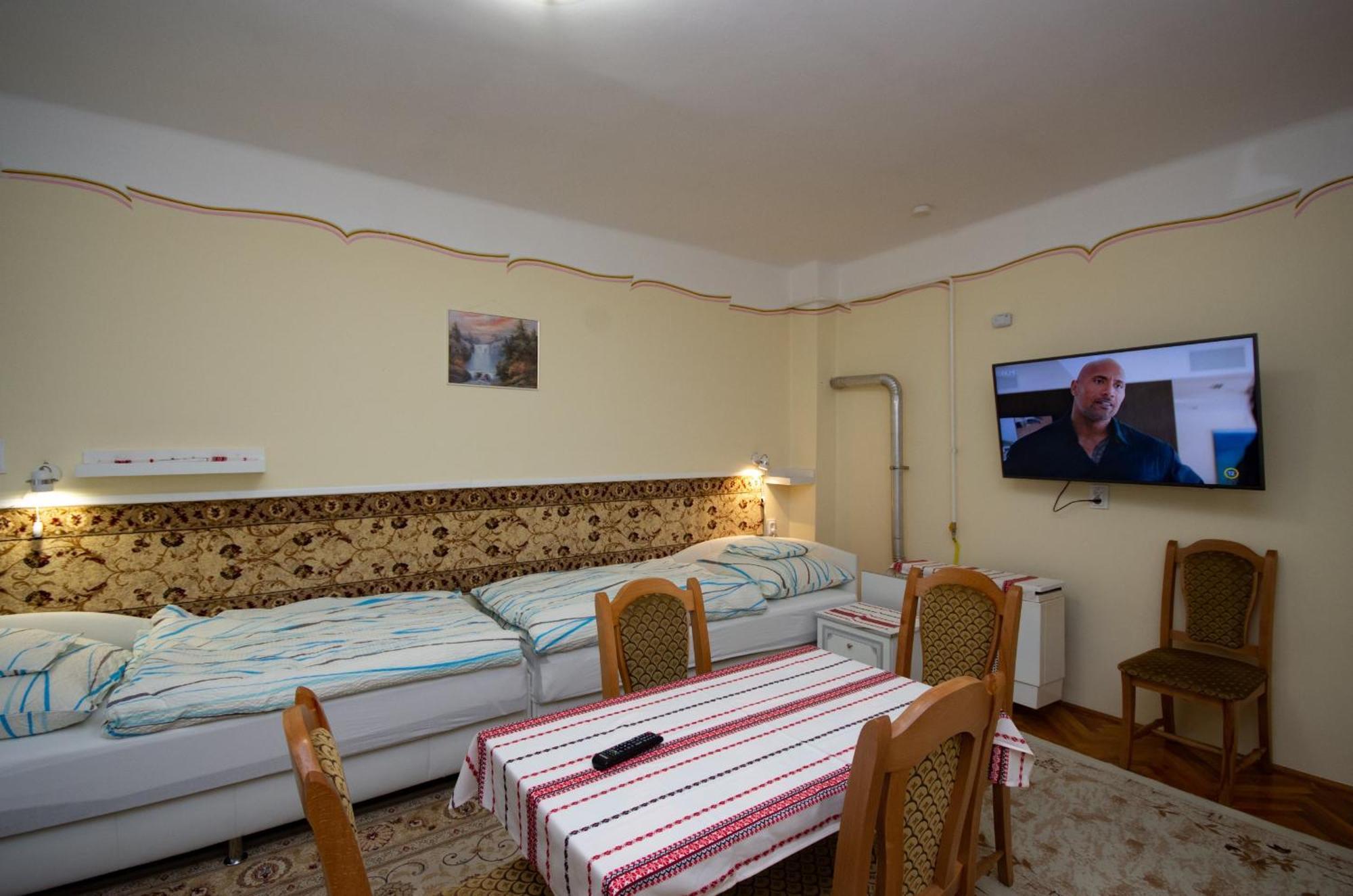 Amalia Apartman Gyula Exterior foto